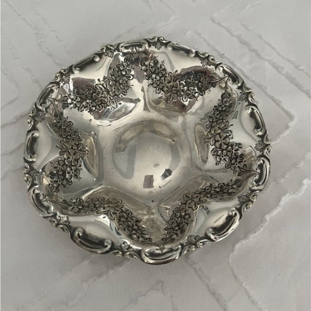 Vintage Mappin & Webb’s Princes Plate London & Sheffield Round Serving Dish Tray
